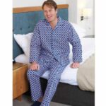 MENS CHAMPION MEDALION PATTERN BRUSHED COTTON LONG  PYJAMA SET