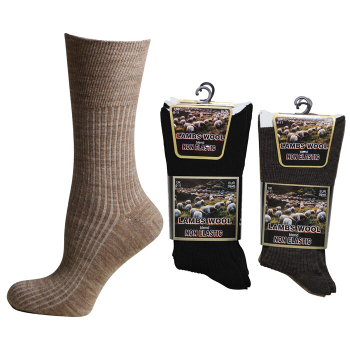 MEN'S SHORT LENGTH LAMB'S WOOL BLEND PLAIN SOCKS. - Image 1